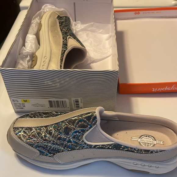 Shoes - Picture 2 of 2